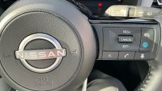 Nissan Qashqai 1.3 DiG-T MH Tekna 5dr Petrol Hatchback